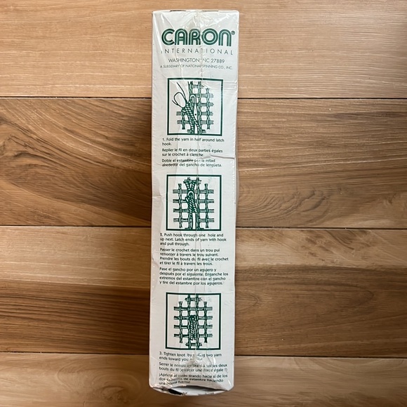 NWOT Sheepdog Latch Hook Kit 12” x 12” WonderArt Crafts - Latch Hook Included - Picture 3 of 7